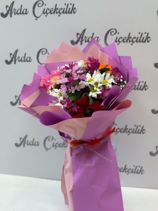 PEMBE PAKETLİ ŞIK BUKET