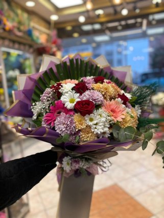 KARIŞIK GÜLLÜ BUKET 