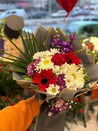 KARIŞIK GRİ PAKETLİ BUKET