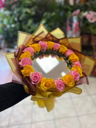AYNALI BUKET SARI VE PEMBENİN ŞIKLIĞI