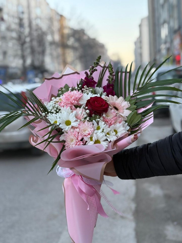 Pembe Düş Buketi, Kütahya Arda Çiçek