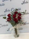 Çiçekçi - Vazoda 7 Kırmızı Gül